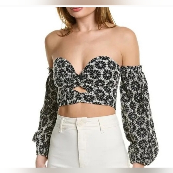 Bardot Kaela Broderie Top size 2 Embroidered - Picture 1 of 5